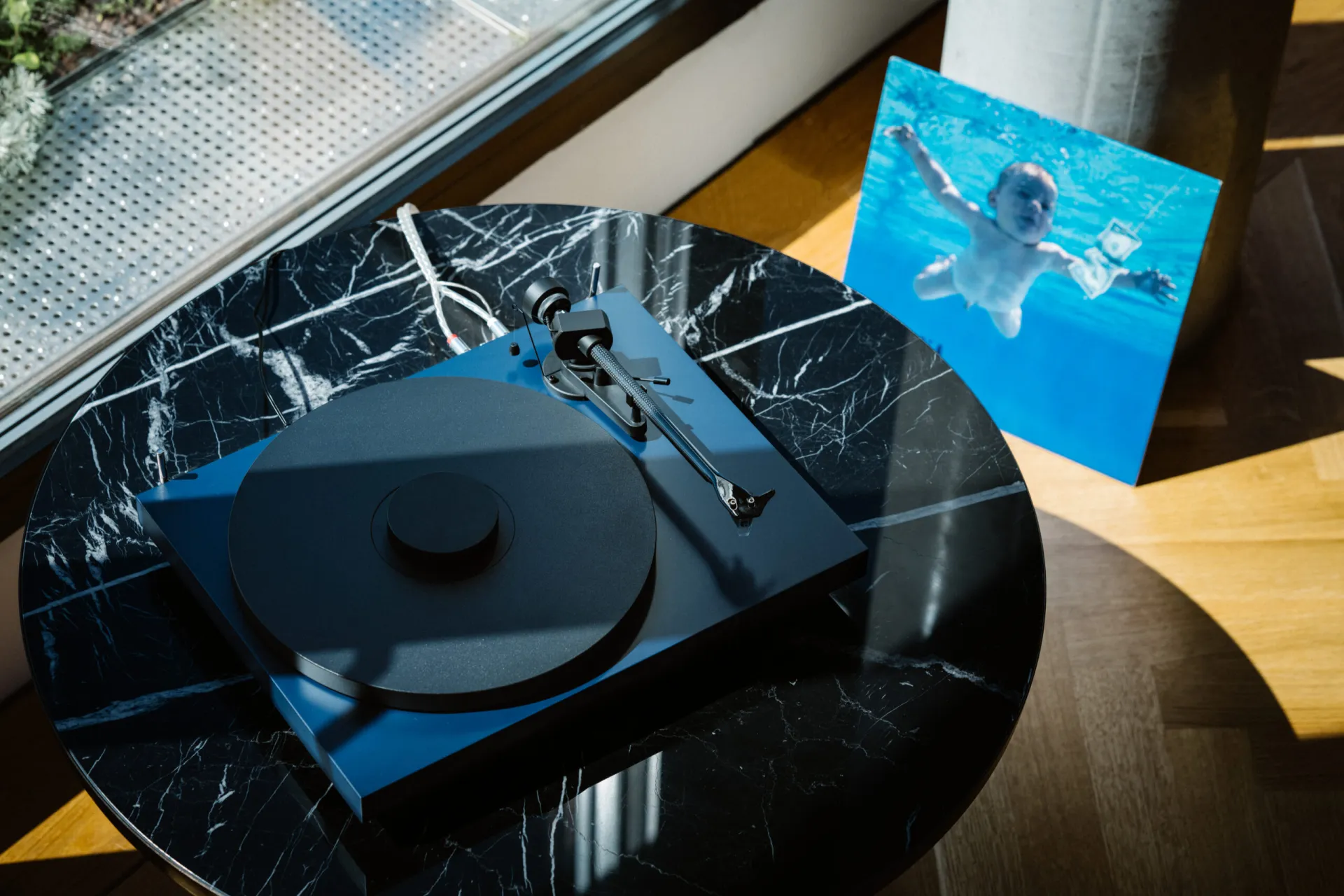 Pro-Ject Debut EVO 2 in Blau