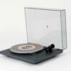 Rega Planar 2 Limited Edition mit Staubschutzhaube